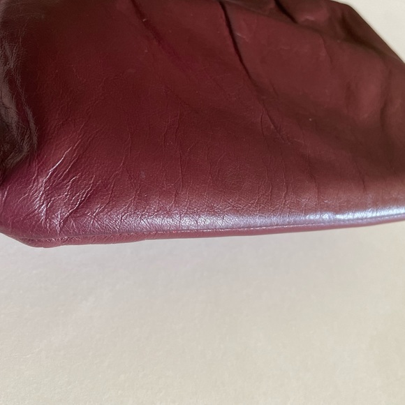 Ande Burgundy Leather Vintage Handbag - Picture 8 of 15